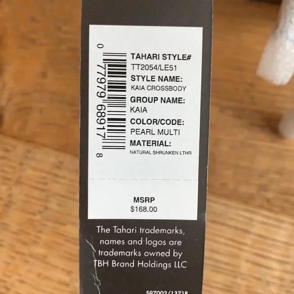 NWT Tahari Kaia Crossbody Camera Bag in Black White & Blush Pink - Picture 7 of 11